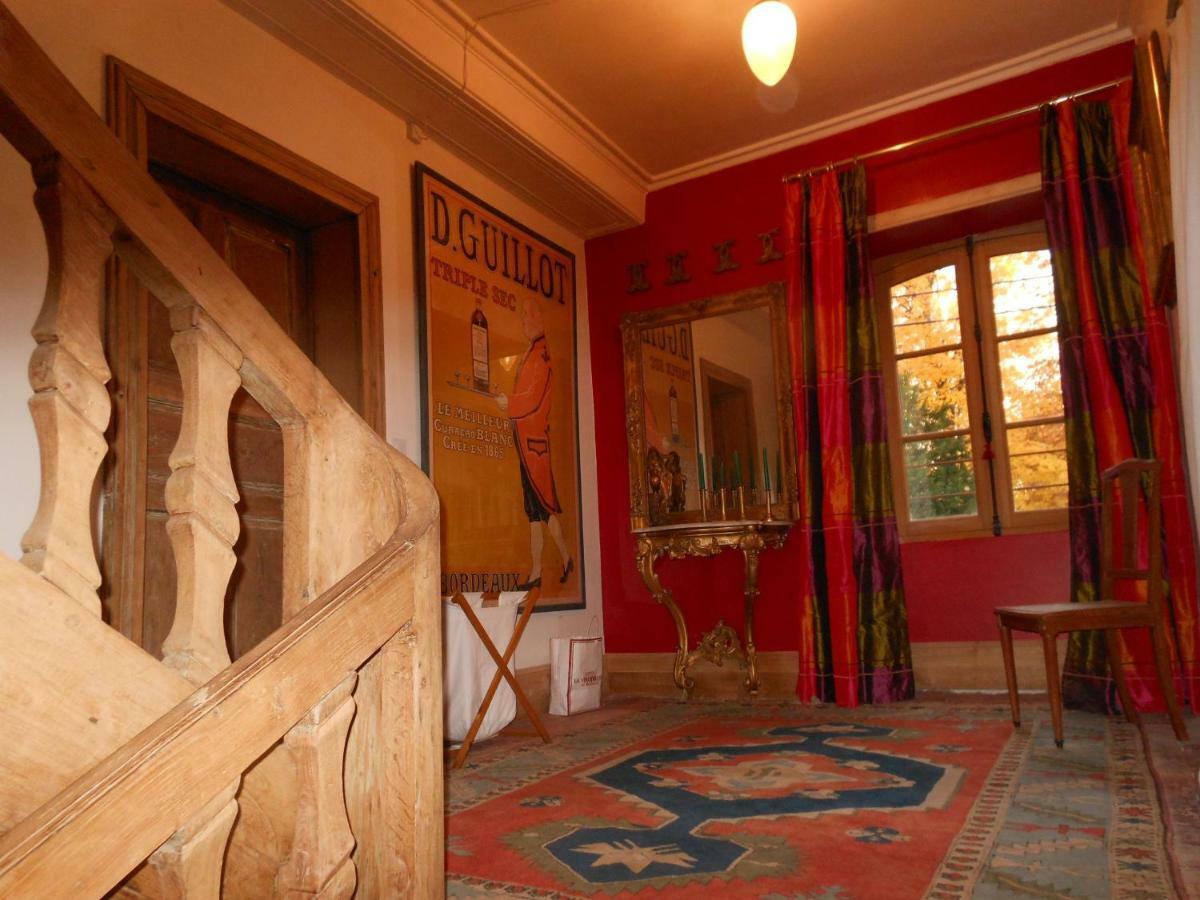 Les Chambres De La Basilique Neuvy-Saint-Sepulchre Екстер'єр фото