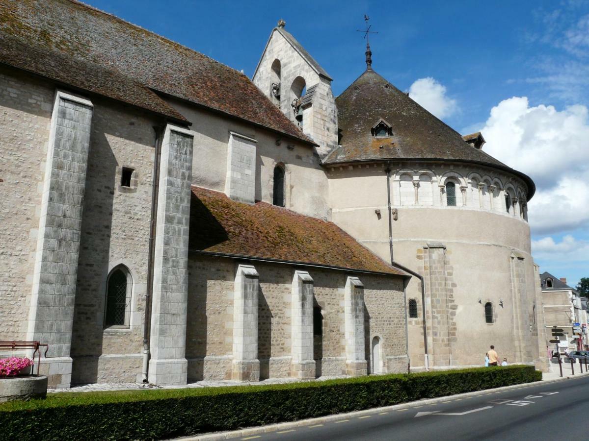 Les Chambres De La Basilique Neuvy-Saint-Sepulchre Екстер'єр фото
